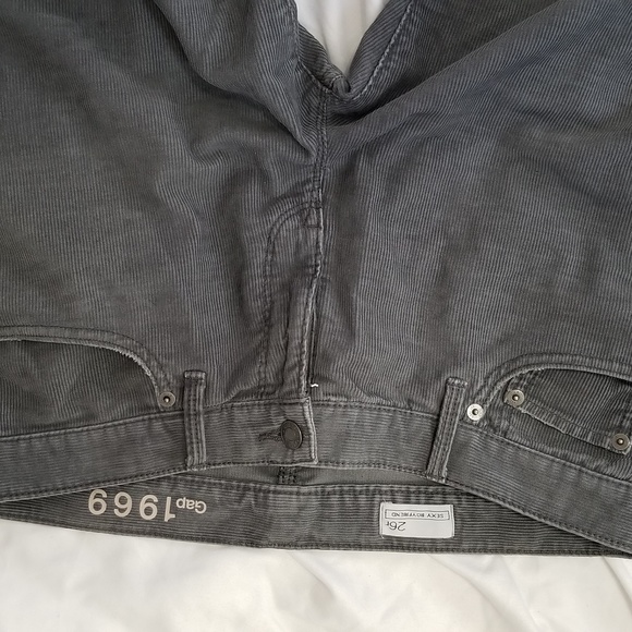 Gap Sexy Boyfriend Cords - Picture 5 of 5